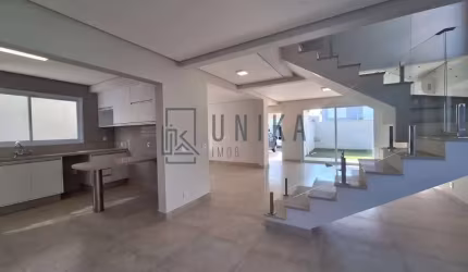 Imperdível: Casa em condomínio à venda em Campinas-SP, Bairro das Palmeiras - 3 quartos, 3 suítes, 3 salas, 4 banheiros, 2 vagas, 173m².