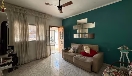 Imperdível oportunidade: Casa à venda em Campinas-SP, Vila Lemos. 3 quartos, 2 banheiros, 1 vaga de garagem, 150,00 m².