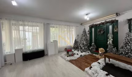 Casa 4 dormitórios - 412m² - Zona Mista - Jardim Esplanada