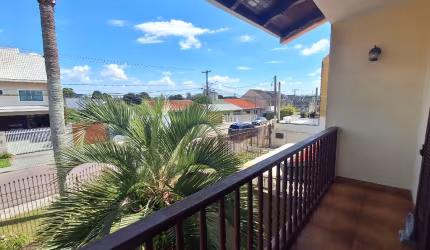 Excelente Terreno Plano  com Construção Antiga no Portao
