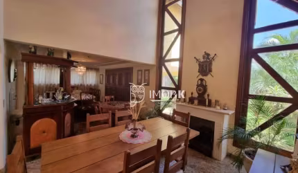 Casa com 4 dormitórios à venda, 479 m² por R$ 1.800.000,00 - Jardim das Samambaias - Jundiaí/SP