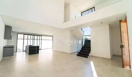 BELÍSSIMA CASA 3 SUÍTES COM PISCINA - NOVA!!!