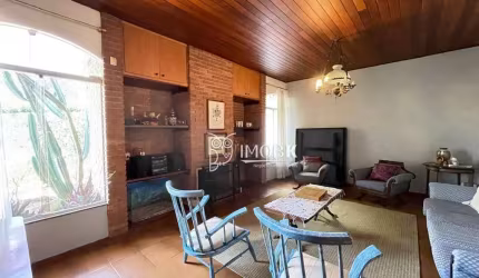 Casa Ampla com 3 dormitórios sendo 1 suíte à venda, 532 m² por R$ 1.150.000 - Jundiaí/SP