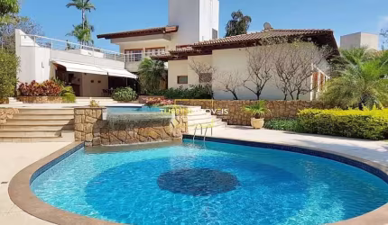 Casa  para venda condomínio Shangri lá