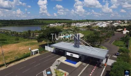 Lote para venda tem 450 metros quadrados em Residencial Lago Sul Bauru-SP
