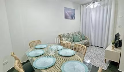 Apartamento com 2 dormitórios à venda, 65 m² por R$ 371.000,00 - Enseada - Guarujá/SP