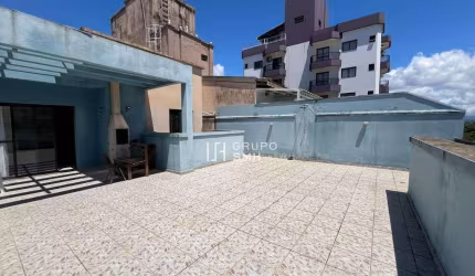 Cobertura com 3 dormitórios à venda, 161 m² por R$ 630.000,00 - Astúrias - Guarujá/SP