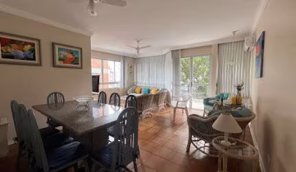 Apartamento com 3 dormitórios à venda, 120 m² por R$ 650.000,00 - Enseada - Guarujá/SP