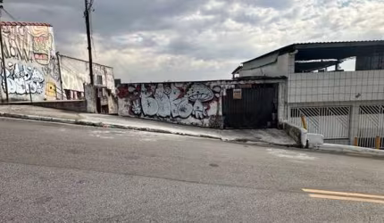 Terreno à venda no Jardim Sapopemba, São Paulo  por R$ 450.000