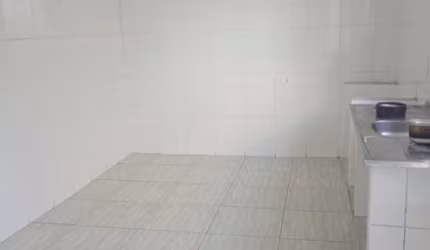 Casa com 4 quartos à venda no Conjunto Habitacional Marechal Mascarenhas de Morais, São Paulo  por R$ 350.000