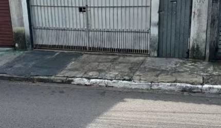 Casa com 2 quartos à venda no Jardim Sapopemba, São Paulo , 100 m2 por R$ 180.000
