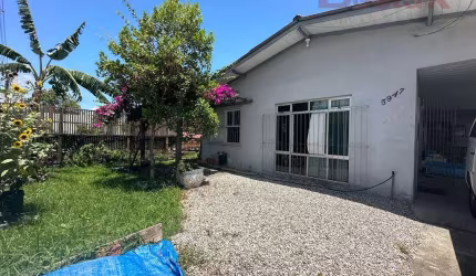 Casa no Bairro Prado  -  Biguaçu