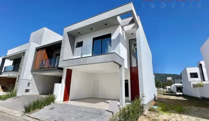 Casa em condomínio no Deltaville  -  Biguaçu