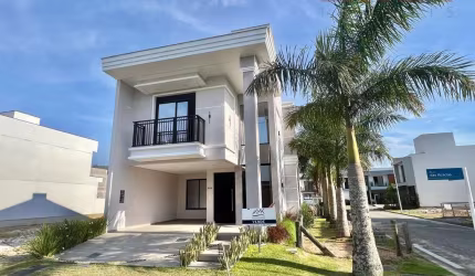 Casa no Bairro Deltaville  -  Biguaçu