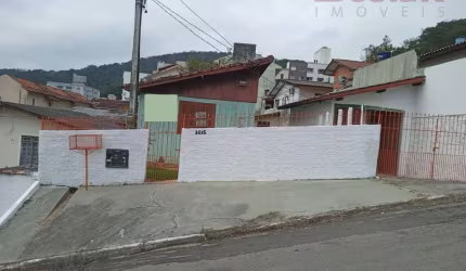 Terreno no Bairro Ipiranga  -  São José