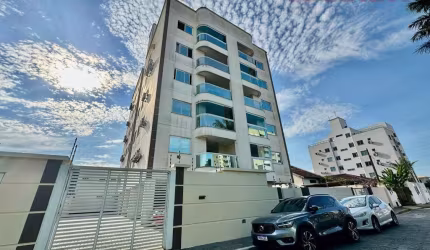 Apartamento no Bairro Praia João Rosa  -  Biguaçu