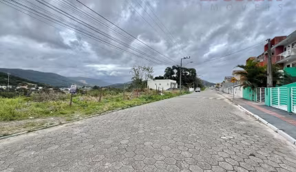 Terreno em Forquilhas  -  São José