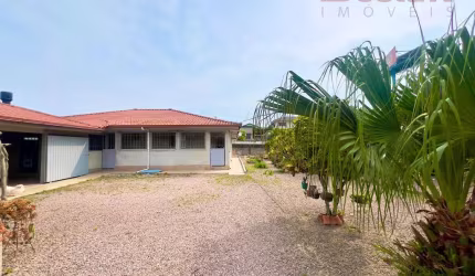 Casa no Bairro Mar das Pedras  -  Biguaçu