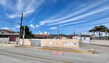 Casa no bairro Praia João Rosa  -  Biguaçu