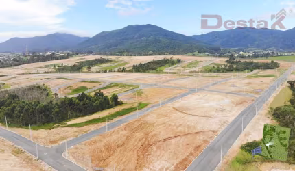 Terreno em Areias de Baixo  -  Governador Celso Ramos