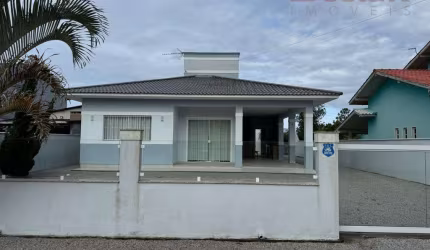 Casa na praia da Pinheira  -  Palhoça