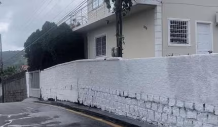 Casa em Serraria  -  São José