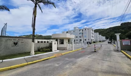 Apartamento no Bairro Fundos  -  Biguaçu