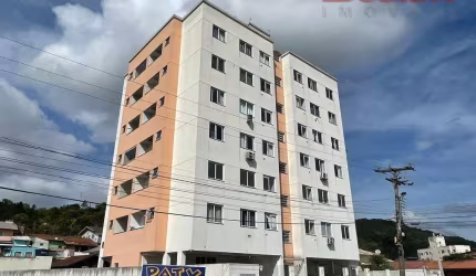 Apartamento no bairro Rio Caveiras  -  Biguaçu