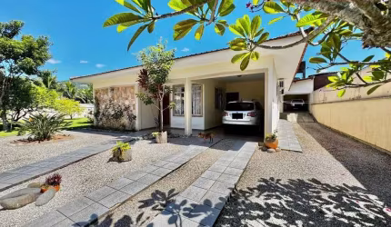 Casa no bairro Rio Caveiras  -  Biguaçu