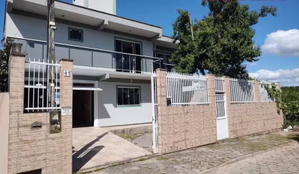 Casa no Caminho Novo  -  Palhoça