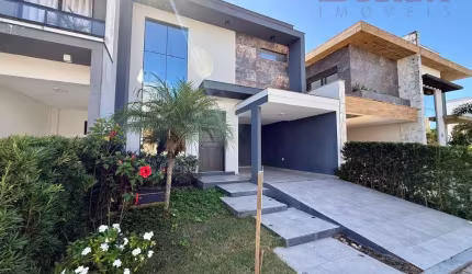 Casa no Bairro Deltaville  -  Biguaçu