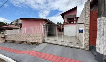 Casa no bairro Fundos  -  Biguaçu