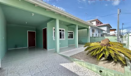 Casa em Forquilhas  -  São José