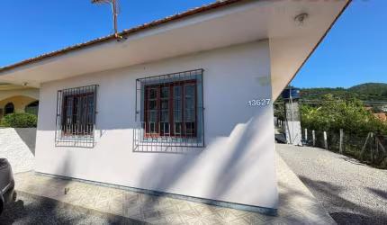 Casa em Guaporanga - Biguaçu, SC