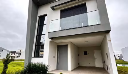 Casa no Bairro Deltaville - Biguaçu, SC