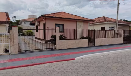 Casa em Guaporanga  -  Biguaçu