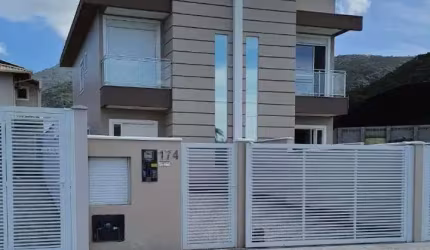 Casa em Palmas - Governador Celso Ramos: 104m², 3 dormitórios, 1 suíte, 3 banheiros por R$1.010.000
