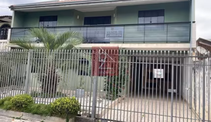 SOBRADO 199M² PRIV 4 VAGAS 3 QUARTOS 1 SUITE COLOMBO R$720.000,00