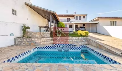 SOBRADO BARREIRINHA COM PISCINA 3 QUARTOS 256M² R$1.500.000,00