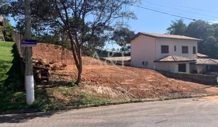 CONDOMÍNIO PANORAMA EM ATIBAIA. 1.020 M2.