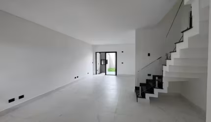Novos Sobrados no Bairro Santo Inácio