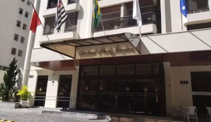 Flat a 1 quadra da Avenida Paulista- todo mobiliado,pronto para morar