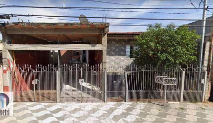 Sobrado à Venda, com 3 Dorms (2 Suítes), com Sobrado Anexo com 2 Dorms! Bom Preço! Visite já!