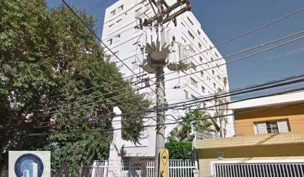 2 Dormitórios com armários embutidos, Sala, Cozinha com armários, Banheiro, Area de serviço com quarto e banheiro. 2 Vagas de Garagem cobertas fixas.