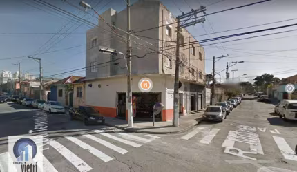 VENDO APTO GRANDE (2 DORMS) REGIÃO CENTRAL DA LAPA - Sem condomínio e IPTU, e sem Garagem! Financia! Bom preço! Boa localização! Visitem!