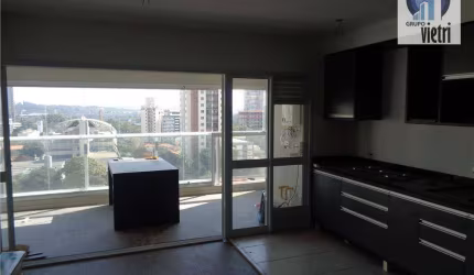 Próximo a Av. Faria Lima!!!!  Apartamento de 01 dormitório com armários, sala 2 ambientes integrada na cozinha planejada, ampla sacada com linda vista