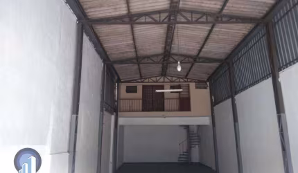 Galpão para alugar, 200 m² por R$ 5.100,00/mês - Vila Maria Trindade - São Paulo/SP