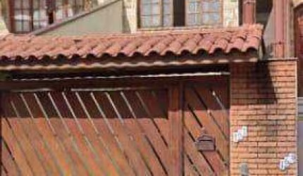 Sobrado 3 Dormitórios 1 Suite - prox Av. Mutinga