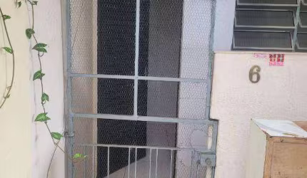 Casa na Vila Bonilha com 1 dormitório, cozinha, banheiro, lavanderia