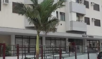 Apartamento Padrão a 40 mts da praia central de Canasvieiras.